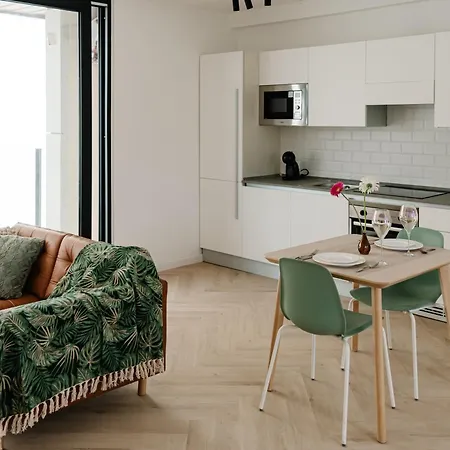 Luxury Bisazza By Beyond Air Апартаменты Слима