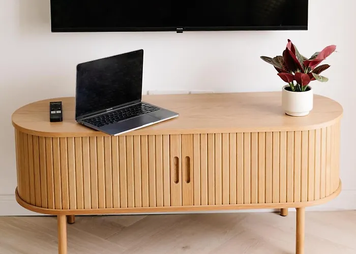 Luxury Bisazza By Beyond Air Daire Sliema